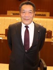碓井啓介